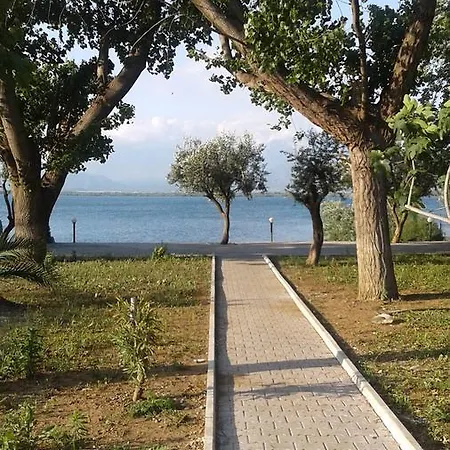 Shkodra Lake * Široka