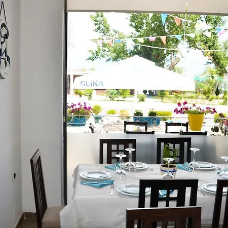 Auberge de jeunesse Shkodra Lake *