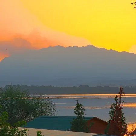 Shkodra Lake Auberge de jeunesse