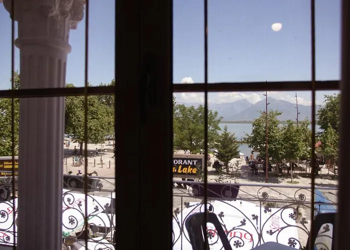 Shkodra 酒店 Široka