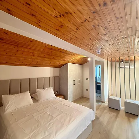 Shkodra Hotel *